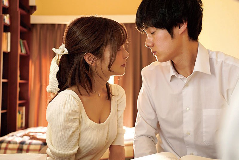向大胸女家教性引誘