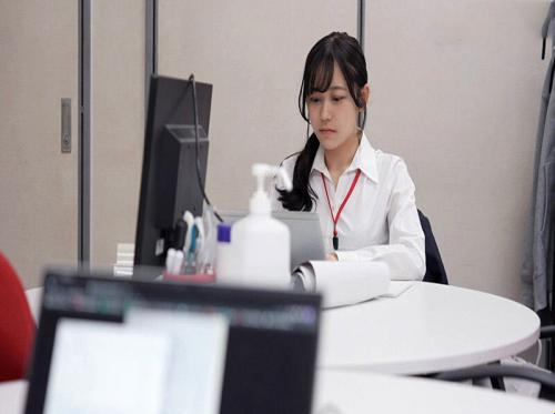 귀여운 동료와 함께 야근